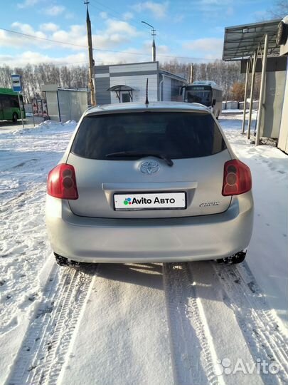 Toyota Auris 1.6 МТ, 2008, 258 000 км