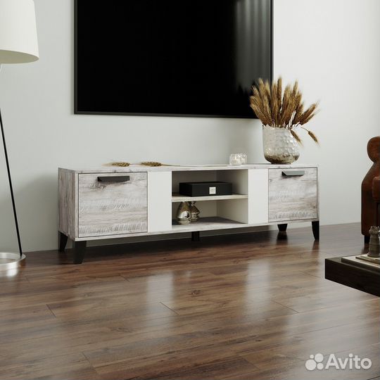 Тумба под тв 1,65 м на ножках