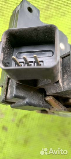 Замок задней правой двери форд, фокус 1