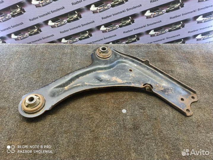 Рычаг передний правый Рено Лагуна 2