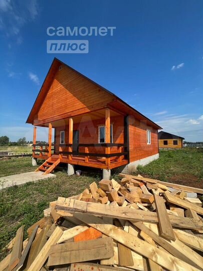 Дом 100 м² на участке 8 сот.