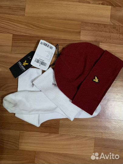 Шапка и носки