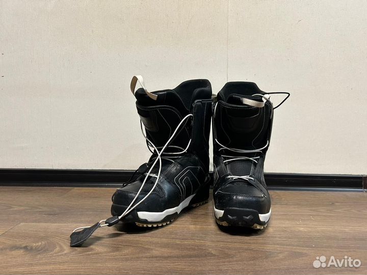 Сноубордические ботинки 42 размер