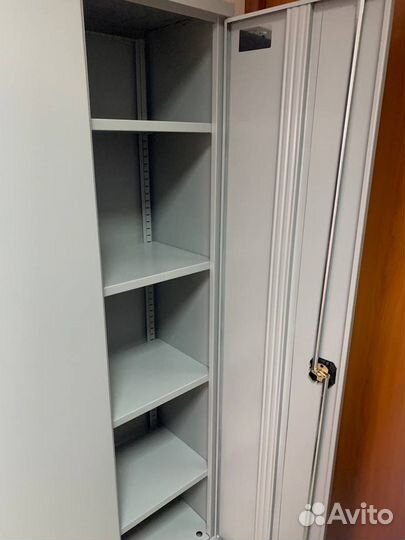 Шкаф металлический для документов