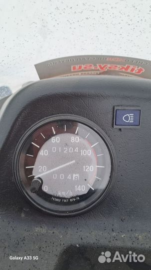 Продаю снегоход Тикси 250