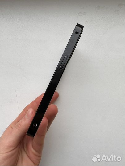Чехол на iPhone 14 Pro алюминиевый черный