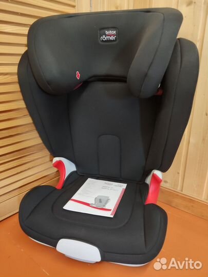 Автокресло Britax Romer Kidfix Cosmos Black