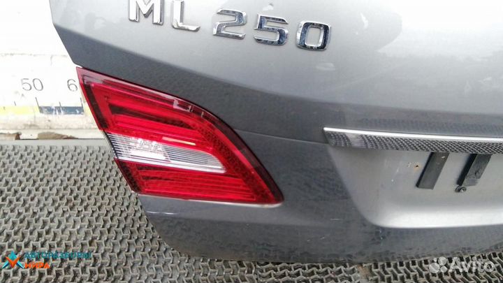 Крышка багажника (дверь 3-5) Mercedes-Benz M-Класс