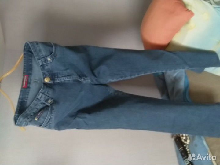 Джинсы