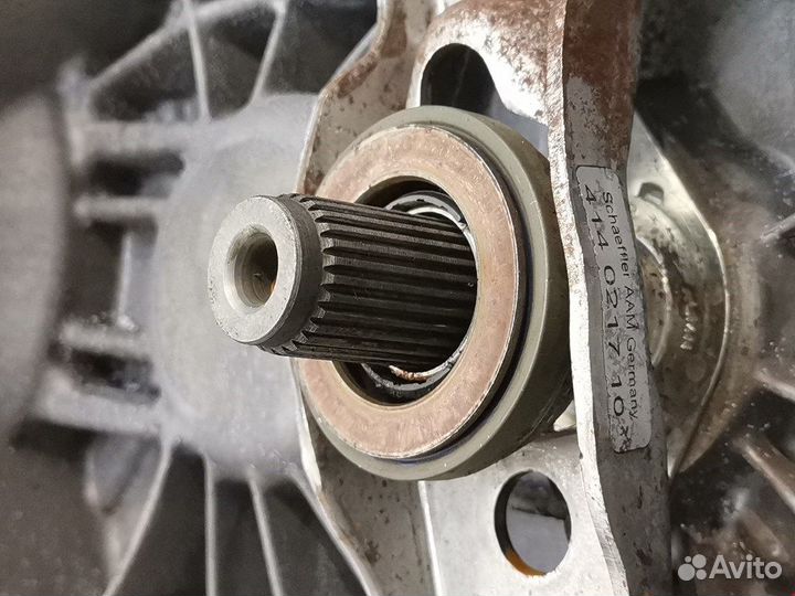 МКПП (механическая коробка переключения передач) V