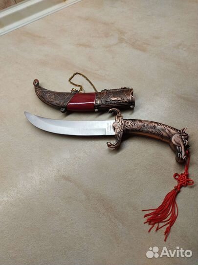 Кинжал сувенирный