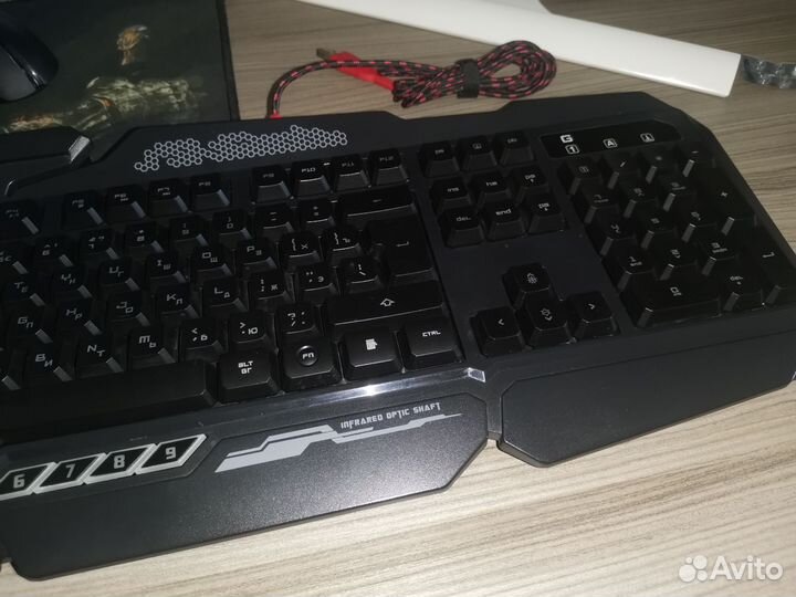 Продам механическую клавиатуру a4tech bloody b314