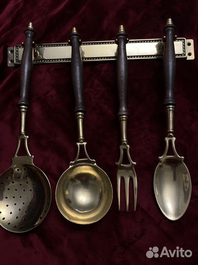 Набор поварешек из латуни с деревянными ручками