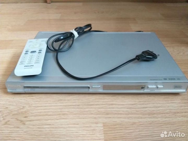DVD плеер с караоке Philips DVP 3040K