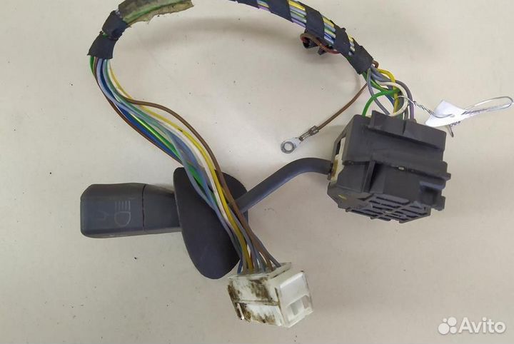 Переключатель поворотов подрулевой BMW 3-Series/M3