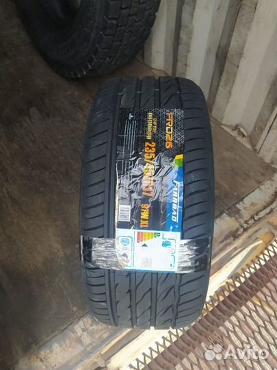 Farroad FRD16 235/45 R17
