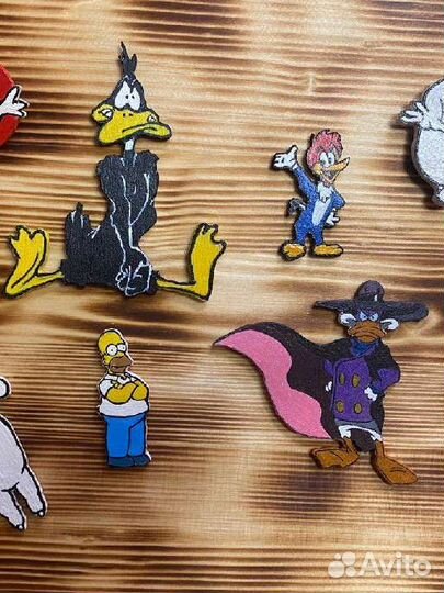 Деревянные значки ручной работы