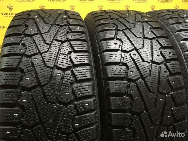 Pirelli Ice Zero 215/55 R17 98T