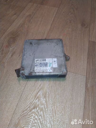 Блок управления двигателем Toyota 4runner 3VZE