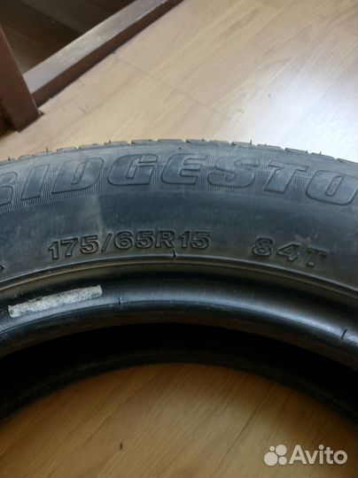 Bridgestone B391 175/65 R15 84T