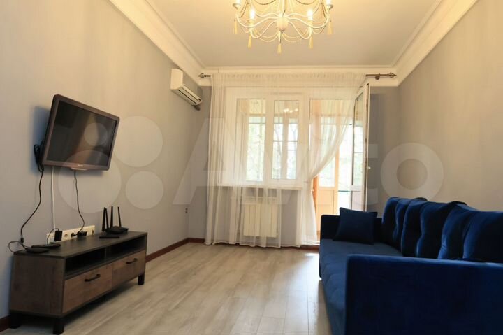 2-к. квартира, 52 м², 2/5 эт.