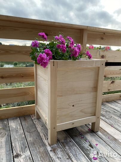 Деревянные ящики,горшки,клумбы из дерева