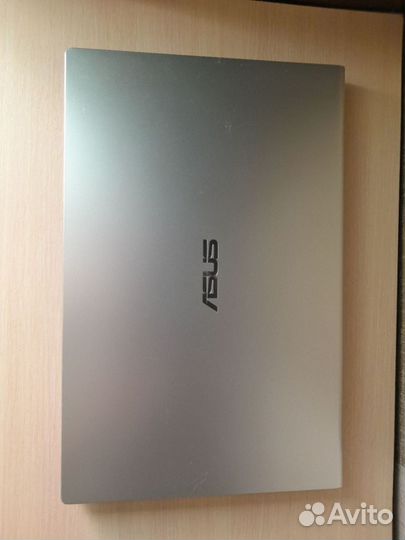 Ноутбук asus R521F