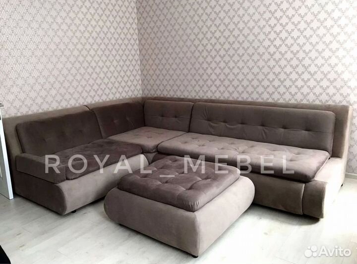 Угловой диван в зал