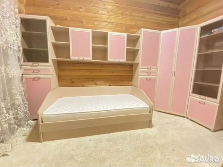 Детский спальный гарнитур