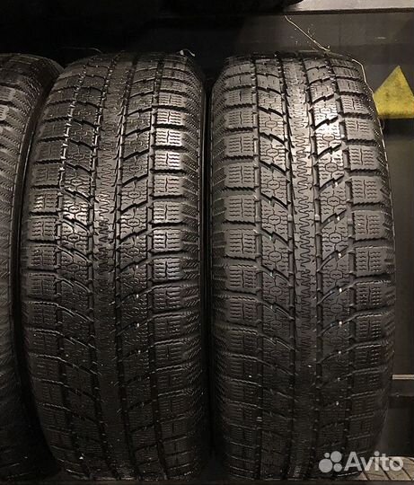 Toyo Observe GSi-5 215/65 R16