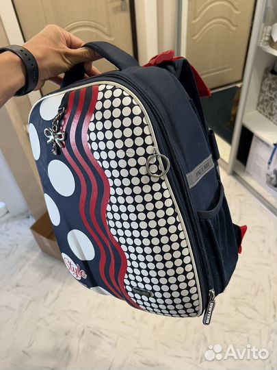 Рюкзак школьный
