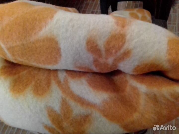 Одеяло шерстяное