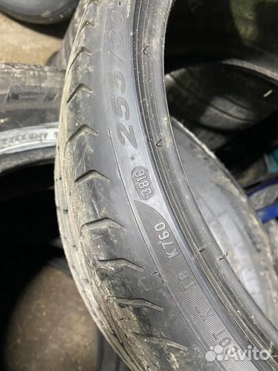 Pirelli P Zero 255/30 R20 92Y