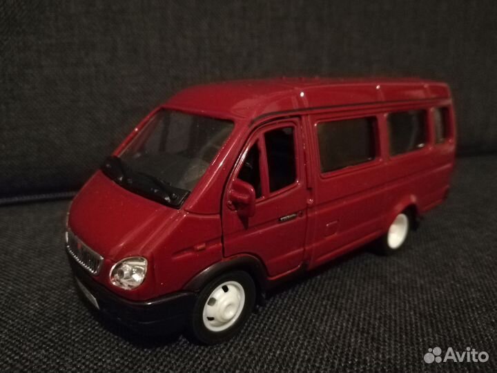 Модель автомобиля газель 1:43