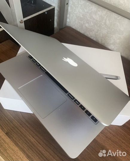 Apple MacBook Pro 13 retina 13