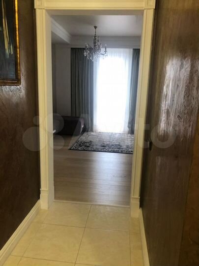 3-к. квартира, 87 м², 3/4 эт.