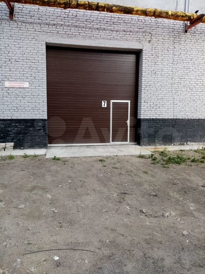 Гараж, > 30 м²