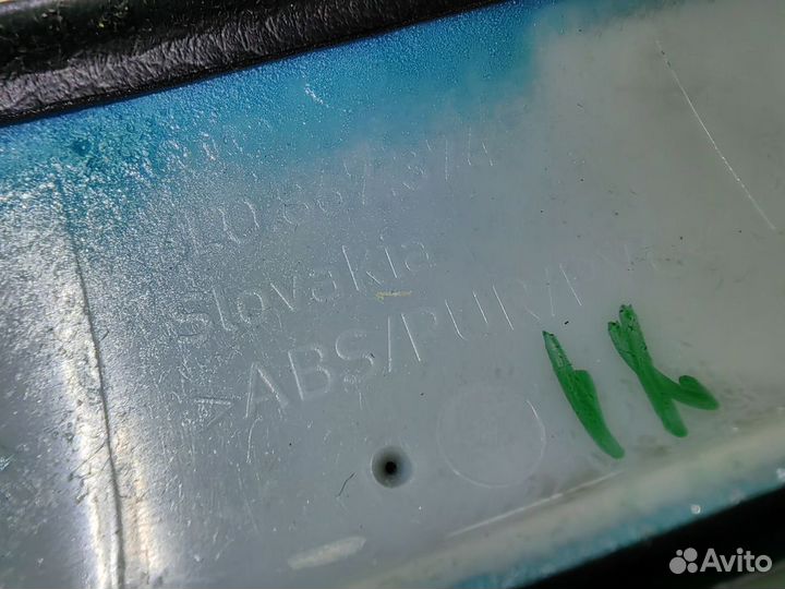 Подлокотник зад.прав. двери Audi Q7 4L