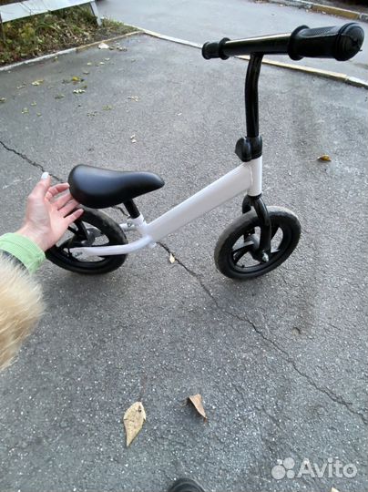 Детский велосипед толкарик
