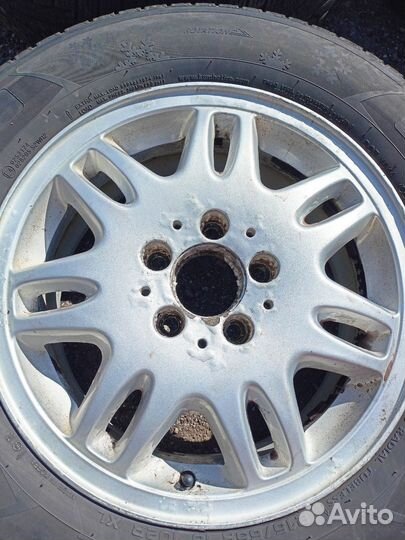 R16 Kumho I'Zen KW31 215/65, PCD 5x112 DIA 66.6