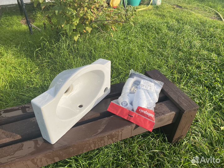 Раковина компактная в ванную/кухню