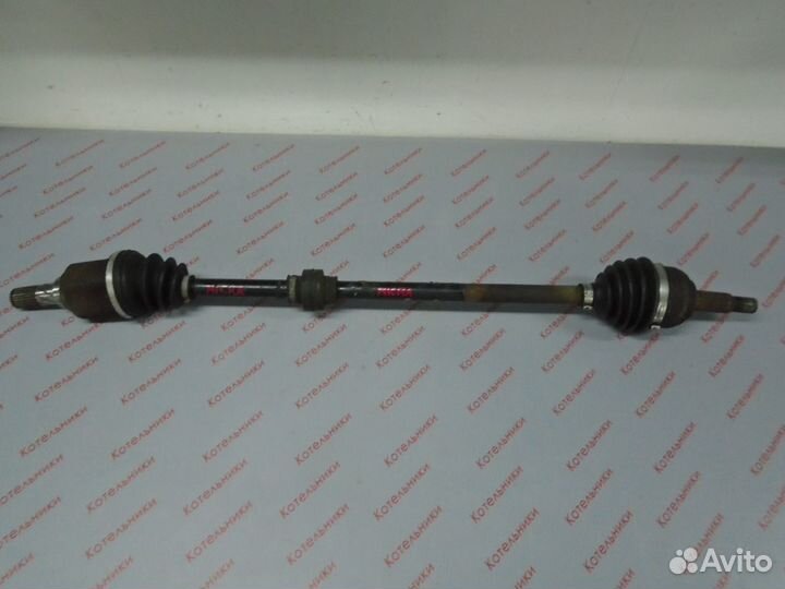 Nissan 39100-AY100 Вал приводной правый