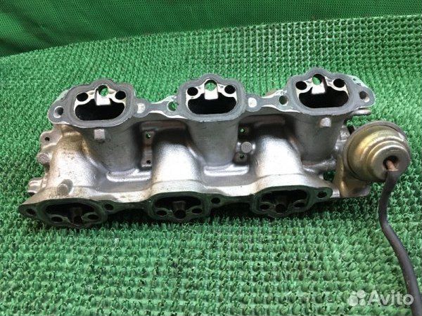 Коллектор впускной Nissan Maxima A33 VQ20DE