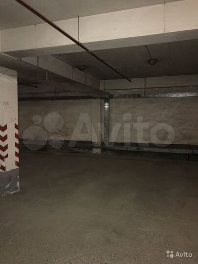 Машиноместо, 16 м²