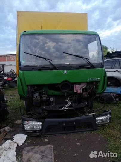 В разборе Mercedes-Benz Atego 818