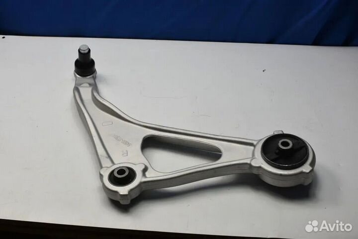 Рычаг подвески передний правый nissan