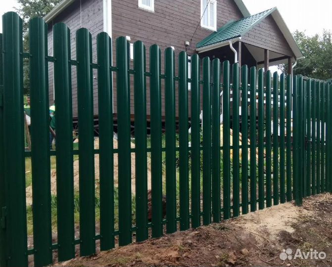 Забор из евроштакетника качественно качественно