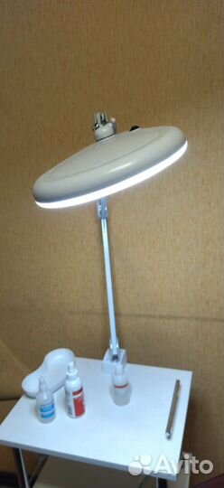 Лампа лупа для косметолога