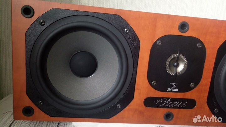 Центральный канал Focal Chorus 700