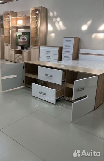 Тумба под тв